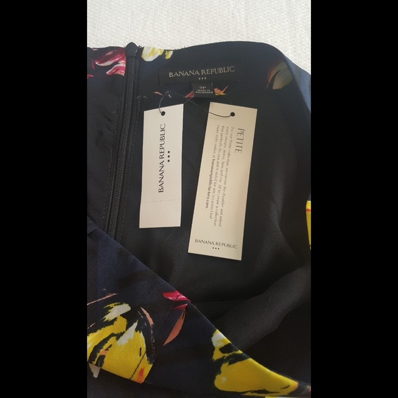 Banana Republic  front pleated skirt - Picture 4 of 7